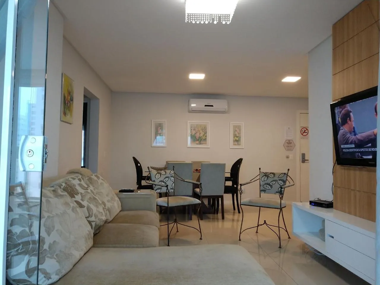Ferienwohnung Edificio Dalpiaz Balneário Camboriú Brasilien